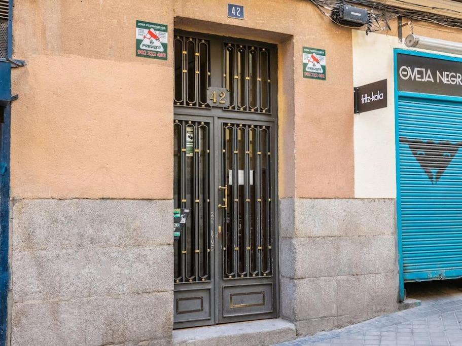 Apartamento A 2 Minutos De Lavapies, Madrid Apartment ภายนอก รูปภาพ